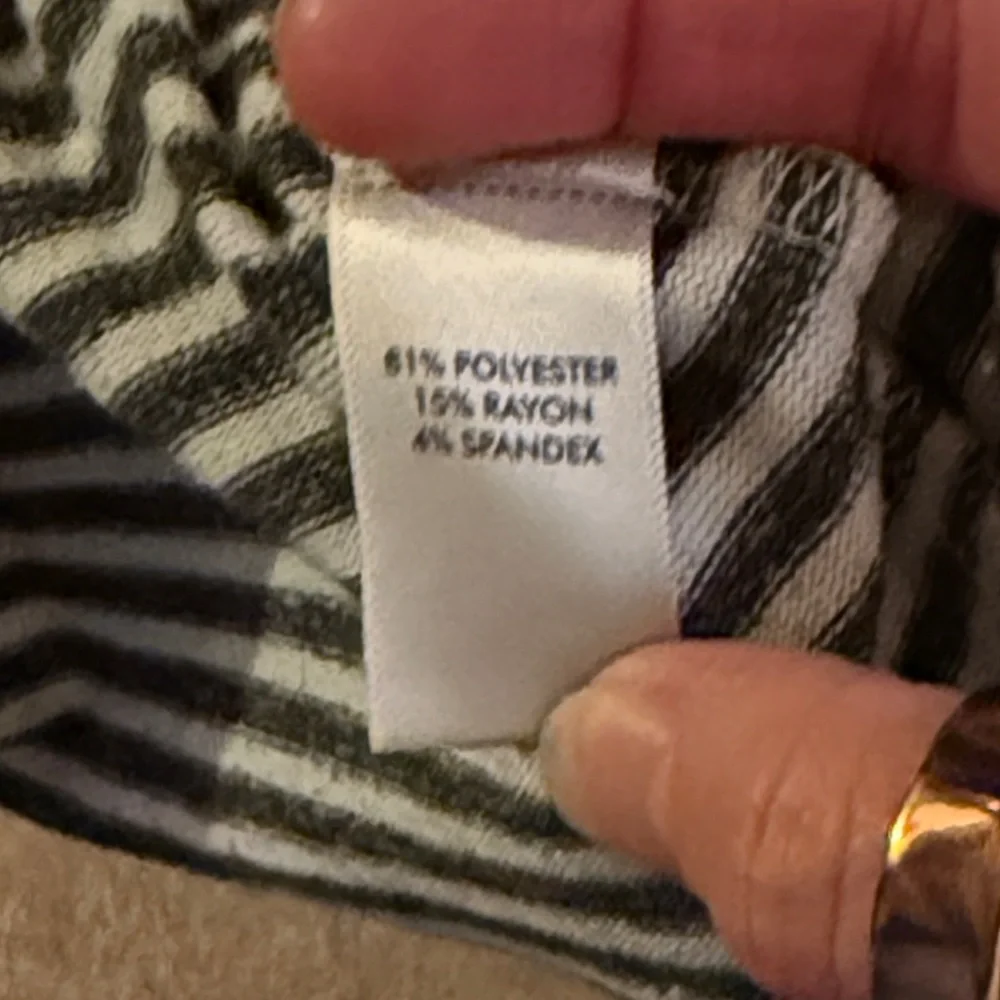 BKE Women's Long Sleeve Striped Tee - Charcoal and White - Picture 4 of 4